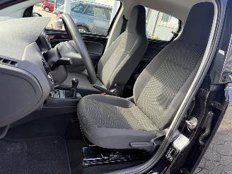 Volkswagen Up! 1.0 take up! BlueMotion picture 12