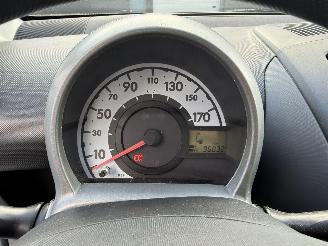 Peugeot 107 1.0-12V XR picture 19