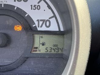 Peugeot 107 1.0-12V XR picture 17