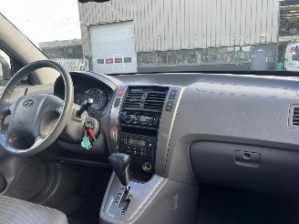 Hyundai Tucson 2.7i V6 4WD Style picture 11
