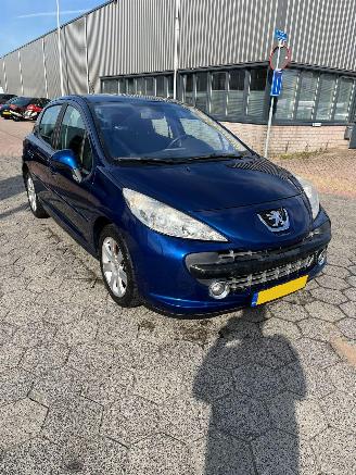 Peugeot 207 1.6 VTi XS picture 2