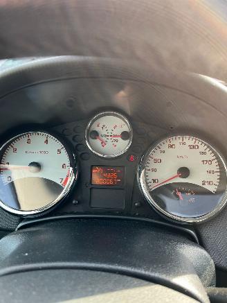 Peugeot 207 1.6 VTi XS picture 12