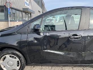 Toyota Yaris 1.0 VVT-i Style picture 9