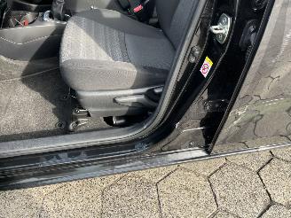 Toyota Yaris 1.0 VVT-i Style picture 10