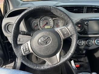 Toyota Yaris 1.0 VVT-i Style picture 19