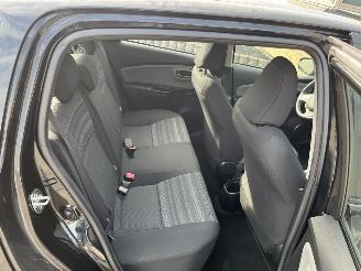 Toyota Yaris 1.0 VVT-i Style picture 14