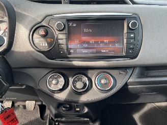 Toyota Yaris 1.0 VVT-i Style picture 21