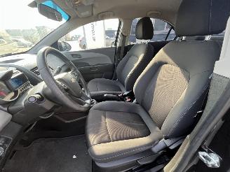 Chevrolet Aveo 1.2 LT picture 16