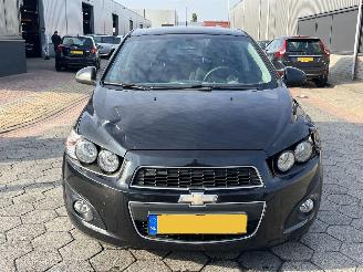 Chevrolet Aveo 1.2 LT picture 2