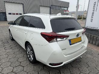 Toyota Auris Touring Sports 1.8 Hybrid Exclusive picture 6