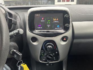 Peugeot 108 1.0 e-VTi Active picture 19