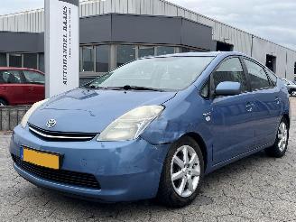 krockskadad bil auto Toyota Prius 1.5 VVT-i 2007/3