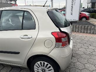 Toyota Yaris 1.3 VVTi Aspiration AUTOMAAT picture 8