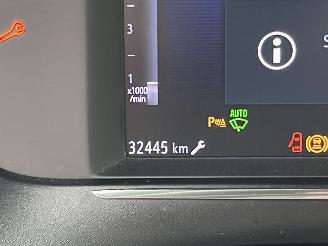Opel Corsa 1.2 Turbo GS picture 19