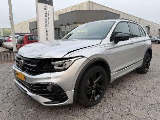 krockskadad bil auto Volkswagen Tiguan R-Line Business+ 1.4 TSI eHybrid 2021/9
