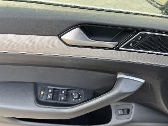 Volkswagen Passat Variant 1.6 TDI Business Edition AUTOMAAT picture 17