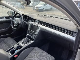 Volkswagen Passat Variant 1.6 TDI Business Edition AUTOMAAT picture 13