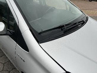 Toyota Yaris 1.5 Hybrid Lease picture 11