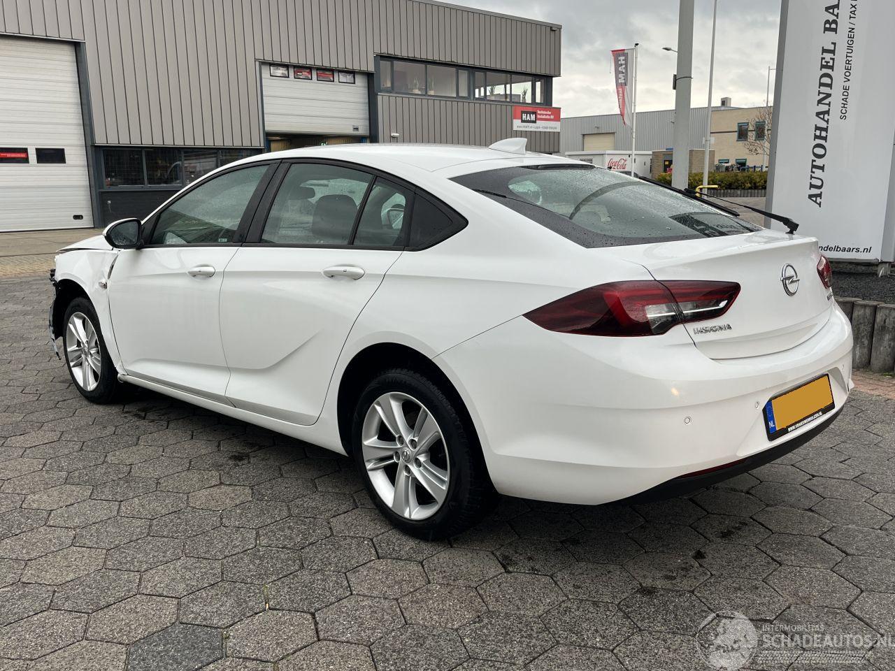 Opel Insignia Grand Sport 1.5 Turbo EcoTec Online Edition