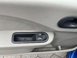 Renault Twingo 1.2 Authentique picture 12