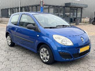 Renault Twingo 1.2 Authentique picture 3