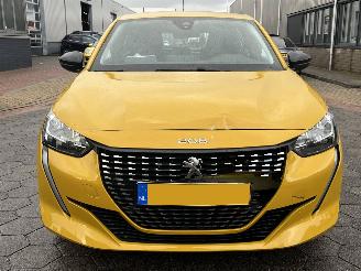 Peugeot 208 1.2 PureTech Active picture 2