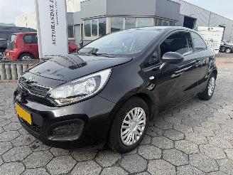 skadebil auto Kia Rio 1.2 CVVT Comfort Pack 2012/11