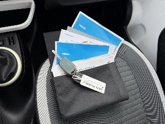 Renault Twingo 1.0 SCe Collection picture 21