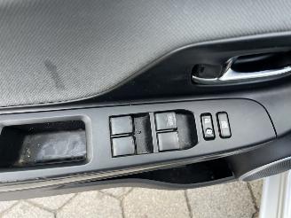 Toyota Yaris 1.5 Hybrid Trend Bi-Tone picture 17