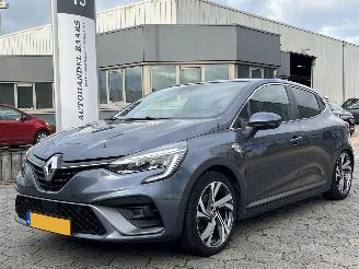 Coche accidentado Renault Clio 1.3 TCe R.S. Line AUTOMAAT 2019/12