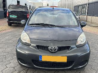 Toyota Aygo 1.0-12V Comfort picture 2