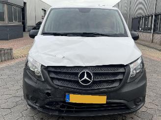 Mercedes Vito 114 CDI Lang picture 2