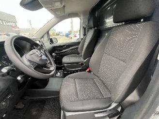 Mercedes Vito 114 CDI Lang picture 17
