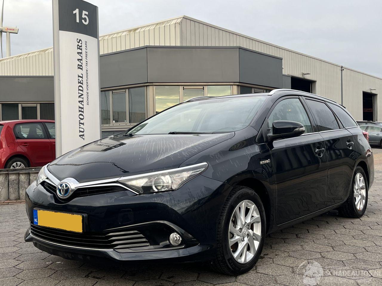 Toyota Auris Touring Sports 1.8 Hybrid Lease