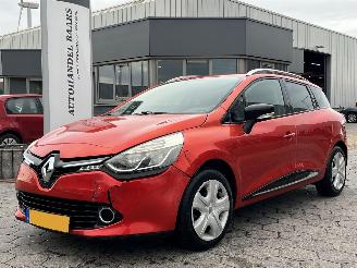 Auto incidentate Renault Clio Estate 0.9 TCe Expression 2015/8