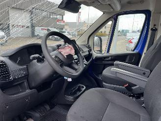 Peugeot Boxer 2.2 BlueHDi 140 S&S L2H2 3.3t picture 15