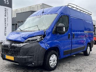 damaged commercial vehicles Peugeot Boxer 2.2 BlueHDi 140 S&S L2H2 3.3t 2024/12