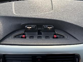 BMW 3-serie 320i High Executive AUTOMAAT picture 15