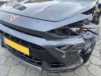 Cupra Formentor 1.5 TSI e-Hybrid Business picture 10