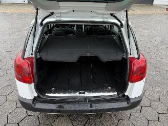 Peugeot 207 SW 1.6 VTi XS picture 11