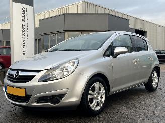 Unfallwagen Opel Corsa 1.4-16V \'111\' Edition 2010/5