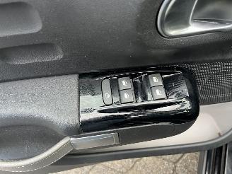 Citroën C3 1.2 PureTech Shine Business picture 14