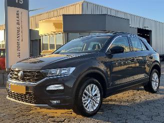 Damaged car Volkswagen T-Roc 1.0 TSI Style 2022/1