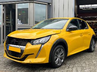 Auto incidentate Peugeot e-208 EV Allure Pack 50 kWh 2022/4