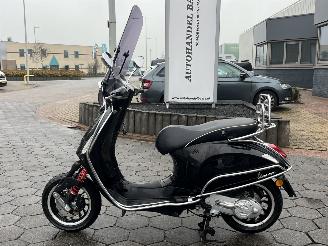 damaged scooters Vespa  Sprint 2017/10
