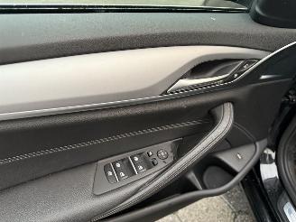 BMW 5-serie 520i High Executive picture 12