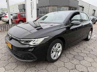  Volkswagen Golf 1.0 eTSI Life Business 2024/2