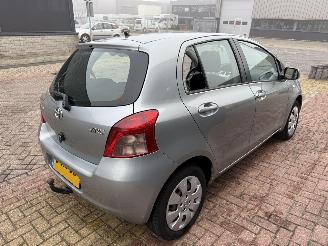 Toyota Yaris 1.0 VVTi Terra picture 7