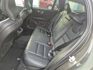 Volvo V-60 2.0 B3 Momentum Advantage picture 15