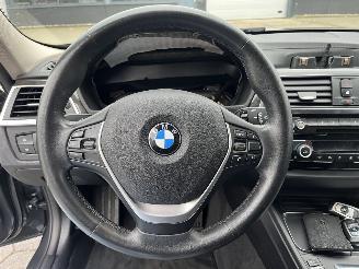 BMW 3-serie Touring 318i Luxury Edition picture 14